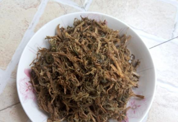 梅菜和雪菜是同一种菜吗？它们有什么区别？