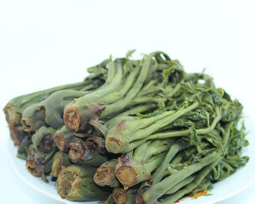 梅干菜和芽菜是同一种菜吗？它们的区别是什么？